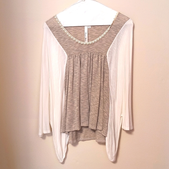 White Tan Top - Picture 1 of 3